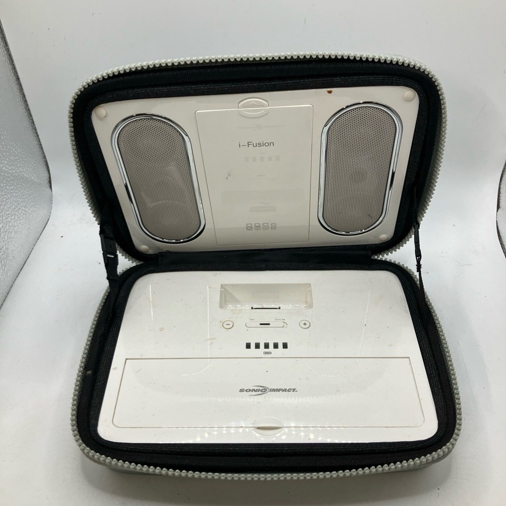 Sonic iMPACT Portable Speaker Dock White Zipper Case DC Input Modern